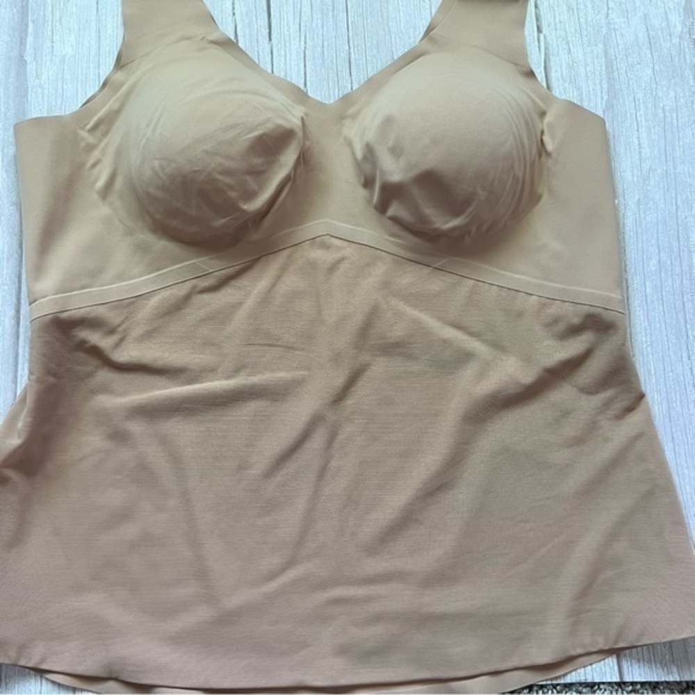 LiftWear Tank
HONEYLOVE